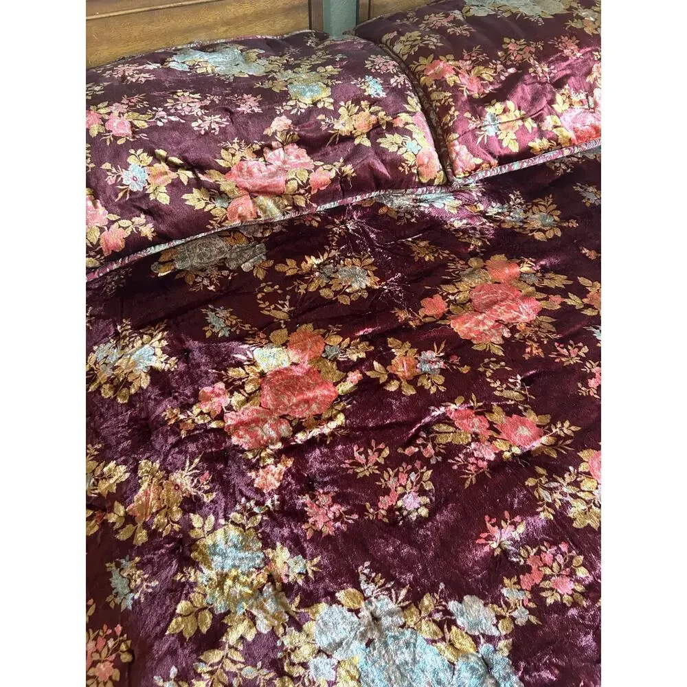 Pottery Barn Sabyasachi Mystic Garden Velvet Comforter Sham Set full/queen